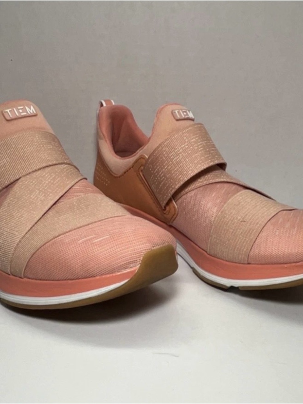 Women’s TIEM Core Pink Cycling Sneaker Athletic Low-top Adjustable Strap 8.5